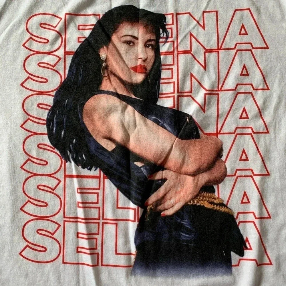 **NEW Selena Official Merchandise T-shirt - Picture 2 of 6